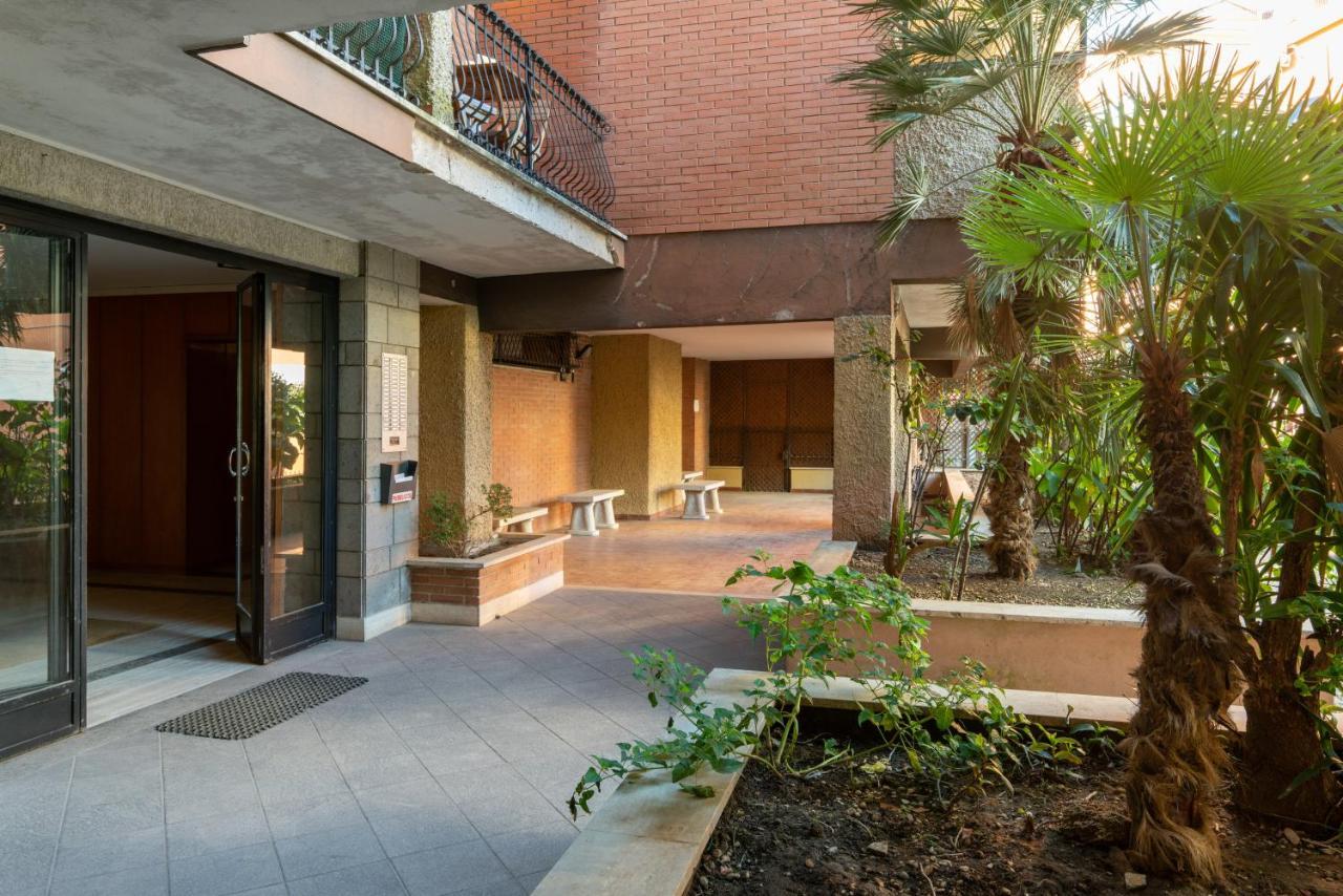 Walking Distance From San Pietro Apartment Exterior foto